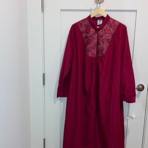 Women’s NWT cranberry caftan. Pure Luxury.